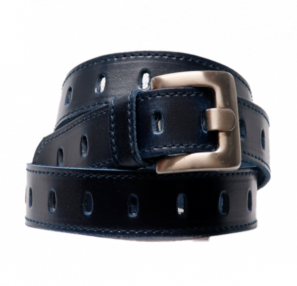 Cinturón de piel con agujeros centrales y hebilla rectangular azul