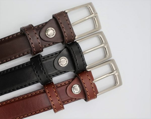 Cinturón sport con pespunte y doble pasador de piel colores