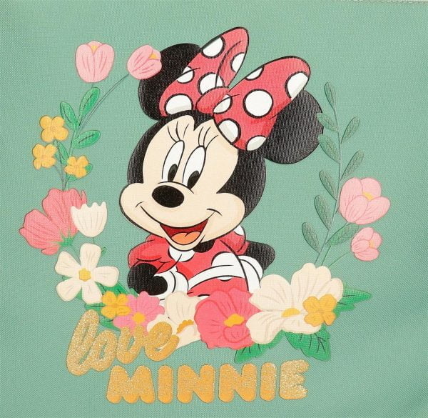Minnie flores